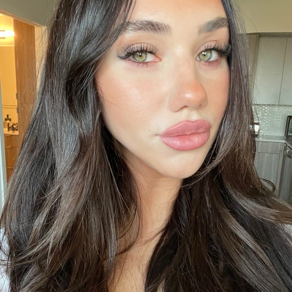 Meet your Posher, Francesca - Picture 6 of 9